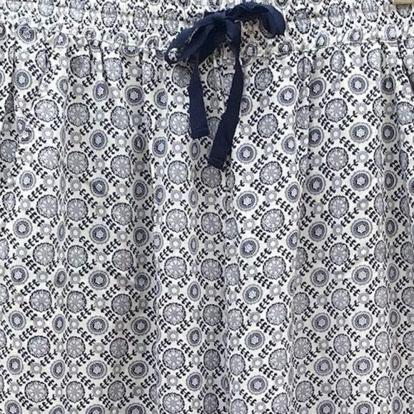 Joie 100% Silk Wide Leg Pants Small Lightweight Pull On Comfy Boho PJ's - Picture 4 of 6